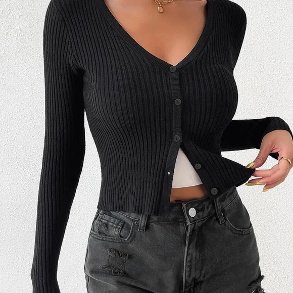 Black Casual Women's Ribbed Knit Button Front Cardigan - Picture 5 of 7